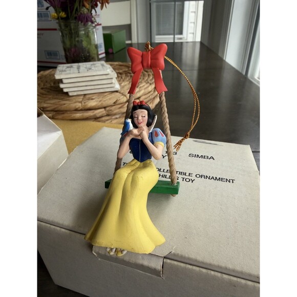 1987 Disney Christmas Magic Ornament collection - Picture 9 of 11